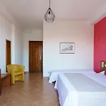 Alexander Hotel 3*