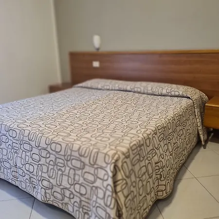 Alexander Giardini Naxos