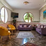 Alexander Hotel 3*