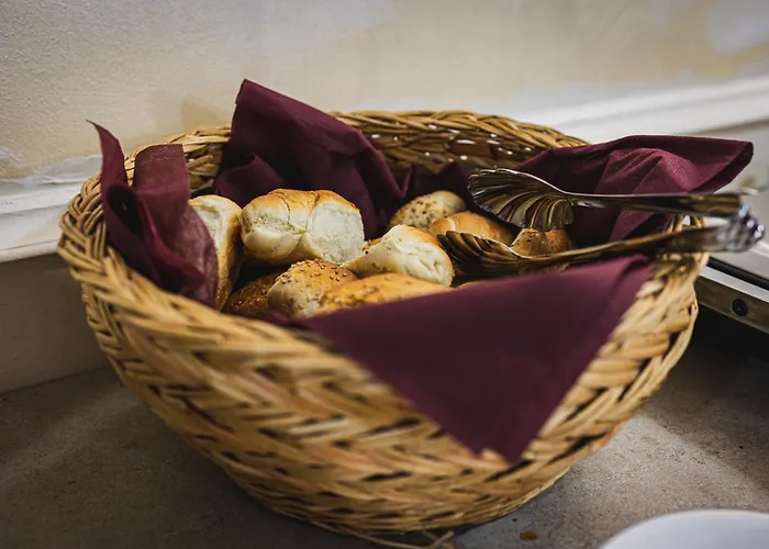 Alexander Giardini-Naxos